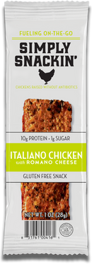 A package of Simply Snackin' Italiano Chicken with Romano Cheese, featuring a protein-rich snack bar, highlights its gluten-free and antibiotic-free attributes, with a clear barcode at the bottom.